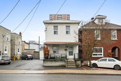 118 Willow St, Ottawa, ON, K1R6W3 | Card Image
