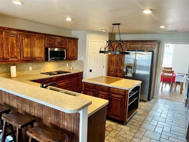 Kitchen | Image 10