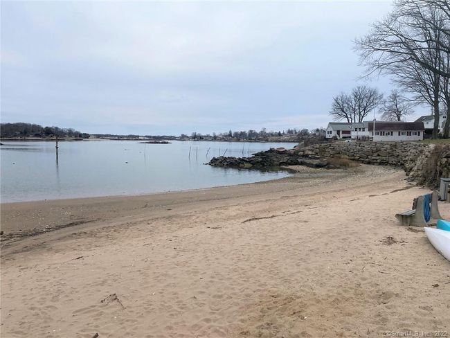 B - 3 Lanphiers Cove Rd, House other with 1 bedrooms, 1 bathrooms and null parking in Branford CT | Image 12