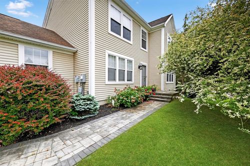 50 Roosevelt Dr, Poughquag, NY, 12570-5227 | Card Image