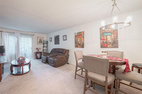 apt-28-3075 Walnut Bend Ln, Houston, TX, 77042-3325 | Card Image