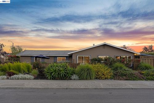 429 Harbor Light Rd, Alameda, CA, 94501-5932 | Card Image