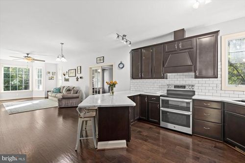22617 Telegraph Rd, RUTHER GLEN, VA, 22546-2526 | Card Image