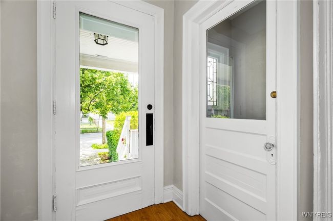 204 Woodside Ave, Home with 6 bedrooms, 2 bathrooms and null parking in Buffalo NY | Image 7