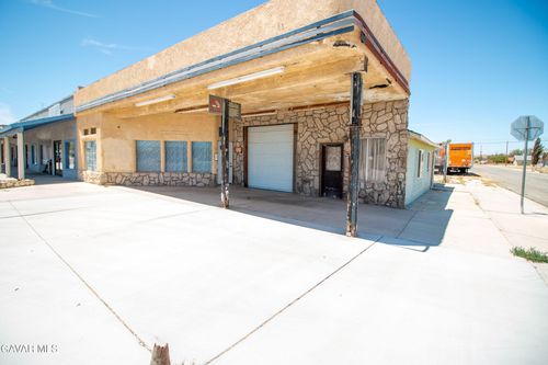 27195 20 Mule Team Rd, Boron, CA, 93516-1643 | Card Image