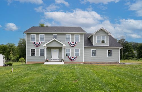 886 East St, Middletown, CT, 06457-1738 | Card Image