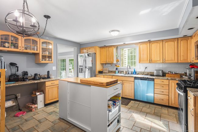 97 Wildwood Cir, House other with 4 bedrooms, 3 bathrooms and null parking in Durham CT | Image 9