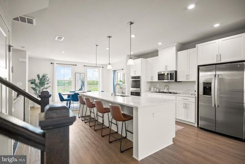 24252 Thurso Square, STERLING, VA, 20166 | Card Image