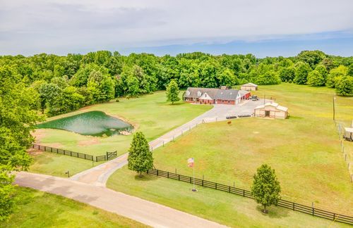162 Goforth Veterans Memorial Pkwy, Brighton, TN, 38011-6345 | Card Image
