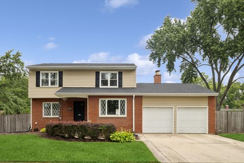 1050 E Kitson Dr, Palatine, IL, 60074-5679 | Card Image