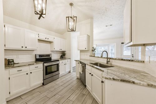 622 Magnolia Bend St, League City, TX, 77573-4630 | Card Image