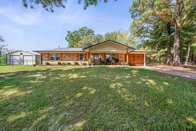 462 County Road 4730, Home with 3 bedrooms, 1 bathrooms and null parking in Winnsboro TX | Image 2