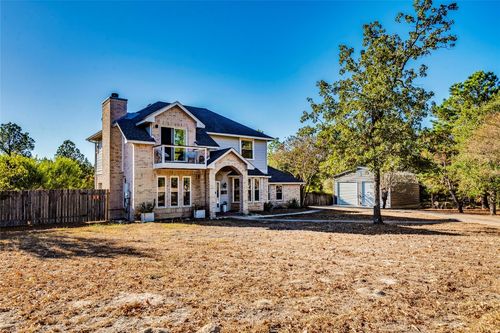 171 Pin Oak Xing, Elgin, TX, 78621-5584 | Card Image