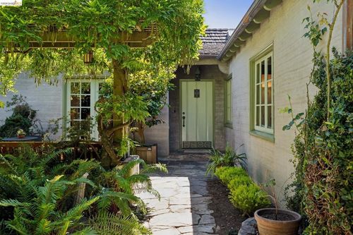 706 Hilldale Ave, Berkeley, CA, 94708-1316 | Card Image
