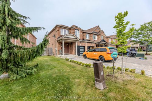 18 Summit Dr, Vaughan, ON, L4H0K1 | Card Image