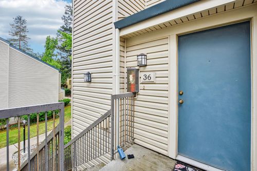 apt-36-2280 Hurley Way, Sacramento, CA, 95825-2369 | Card Image