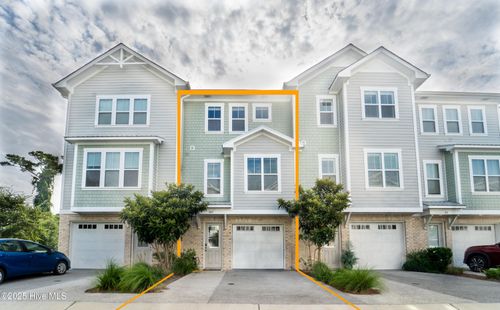 1807 Bungalow Row, Wilmington, NC, 28409-1405 | Card Image