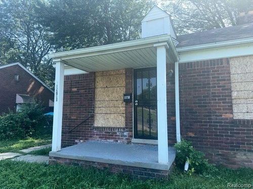 19710 Moross Rd, Detroit, MI, 48224-1170 | Card Image