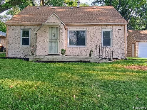 19241 Melrose Ave, Southfield, MI, 48075-5756 | Card Image