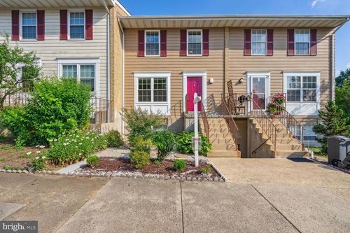 2-9497 Linden Leaf Ct, FAIRFAX, VA, 22031-1147 | Card Image