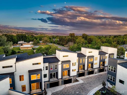 114 E Pennsylvania St, Boise, ID, 83706-4422 | Card Image