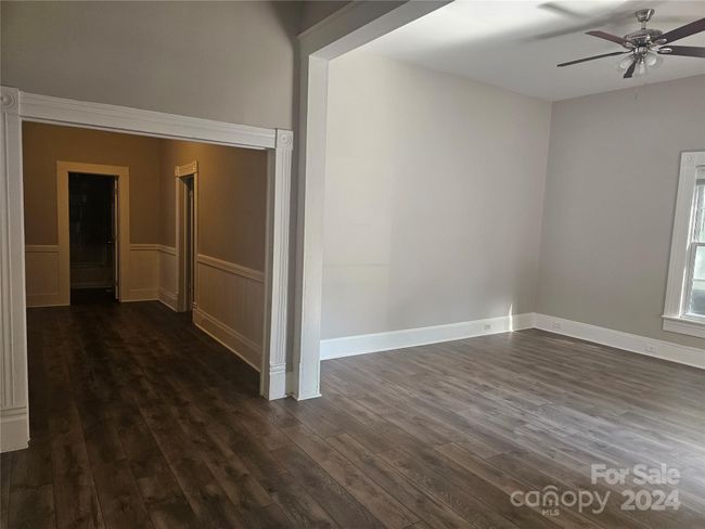 Family room and entry | Image 7