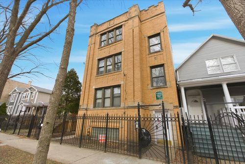 2-3560 W Cortland St, Chicago, IL, 60647-4853 | Card Image