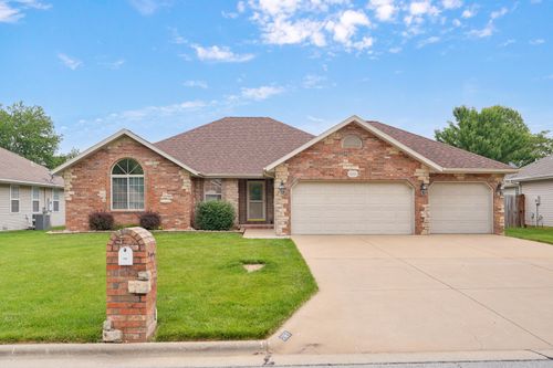 3969 W Greenwood St, Springfield, MO, 65807-8141 | Card Image