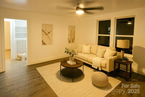 203 Raymond St, Monroe, NC, 28112-4922 | Card Image