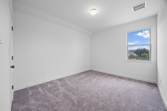 2nd Floor Guest Bedroom #1 | Image 21