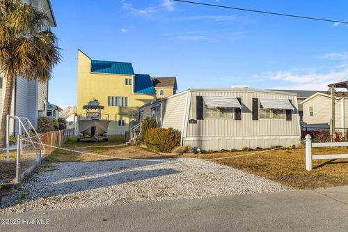 249 Moonlight Dr, Atlantic Beach, NC, 28512-7309 | Card Image