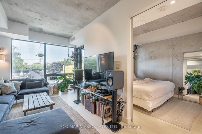 411 - 246 Logan Ave, Condo with 2 bedrooms, 1 bathrooms and null parking in Toronto ON | Image 12