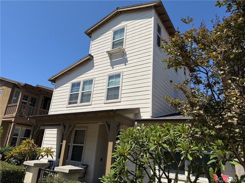 221 Landmark, Tustin, CA, 92782 | Card Image