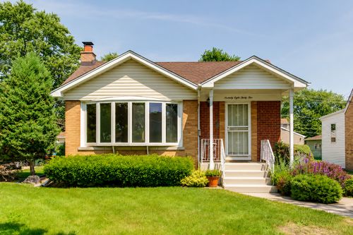 7845 N Nora Ave, Niles, IL, 60714-3213 | Card Image