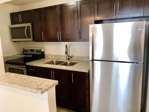 apt-104-7820 Ne Bayshore Ct, Miami, FL, 33138-6315 | Card Image