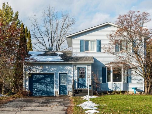 15 Terry Fox Ave, Carleton Place, ON, K7C4G2 | Card Image