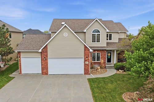 9624 Saint Clement Circle, Lincoln, NE, 68526 | Card Image