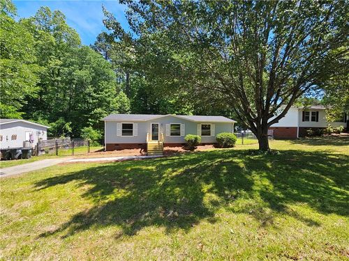 4702 Saddlebranch Ct, Mc Leansville, NC, 27301-8117 | Card Image