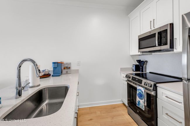 240EBeachBlvd-11 | Image 8