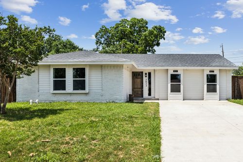 2023 William Ln, Carrollton, TX, 75006-3120 | Card Image