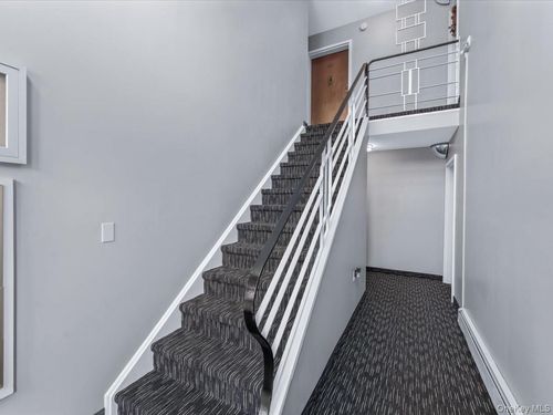 6-4 Rose St, Oceanside, NY, 11572-2858 | Card Image