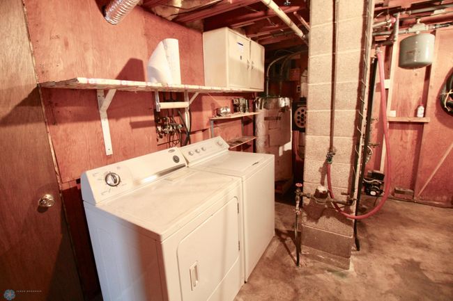 Washer and Dryer included | Image 37