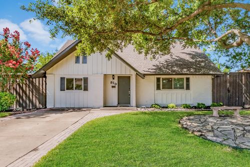 819 Brentwood Ln, Richardson, TX, 75080-3020 | Card Image