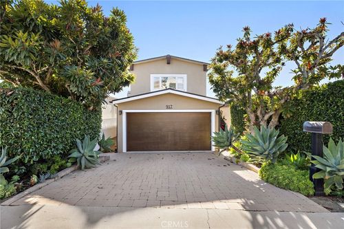 917 Quivera St, Laguna Beach, CA, 92651-3821 | Card Image