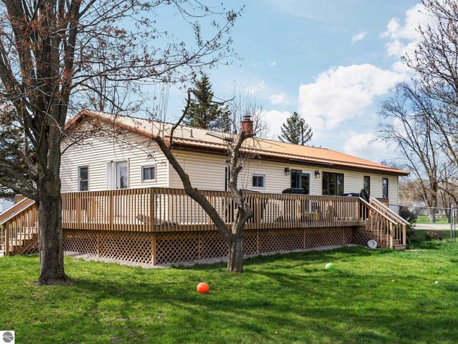 431 E Bittner Ave, House other with 3 bedrooms, 2 bathrooms and null parking in Reed City MI | Image 13