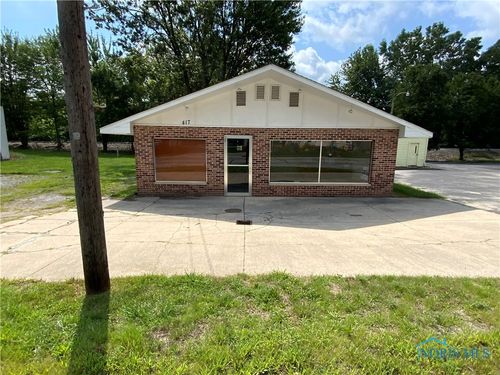 417 W River St, Antwerp, OH, 45813-8445 | Card Image