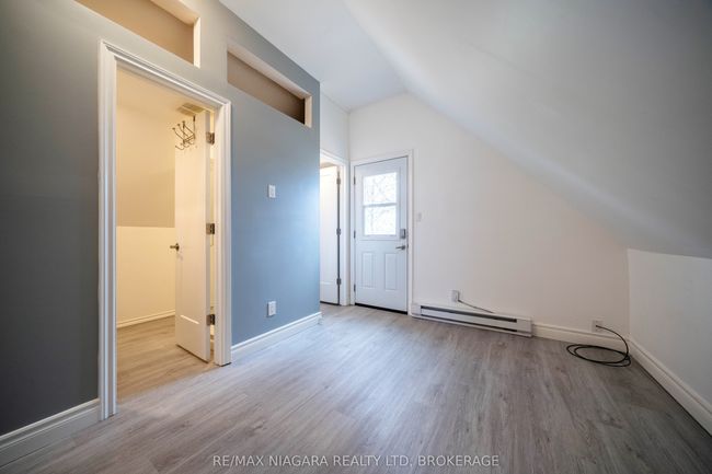 4749 Epworth Cir, House other with 4 bedrooms, 3 bathrooms and 4 parking in Niagara Falls ON | Image 37
