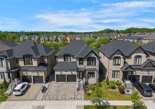 57 Hollybrook Trail, Kitchener, ON, N2R0M5 | Card Image