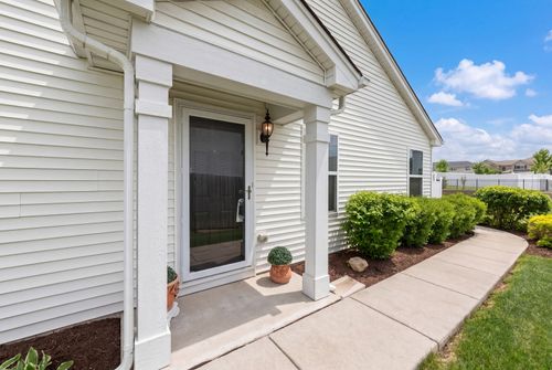 628 Florence St, Hampshire, IL, 60140-5608 | Card Image