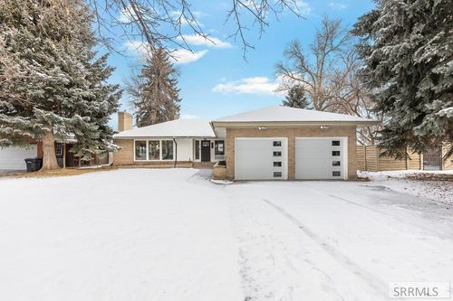 685 11th St, Idaho Falls, ID, 83404-5009 | Card Image